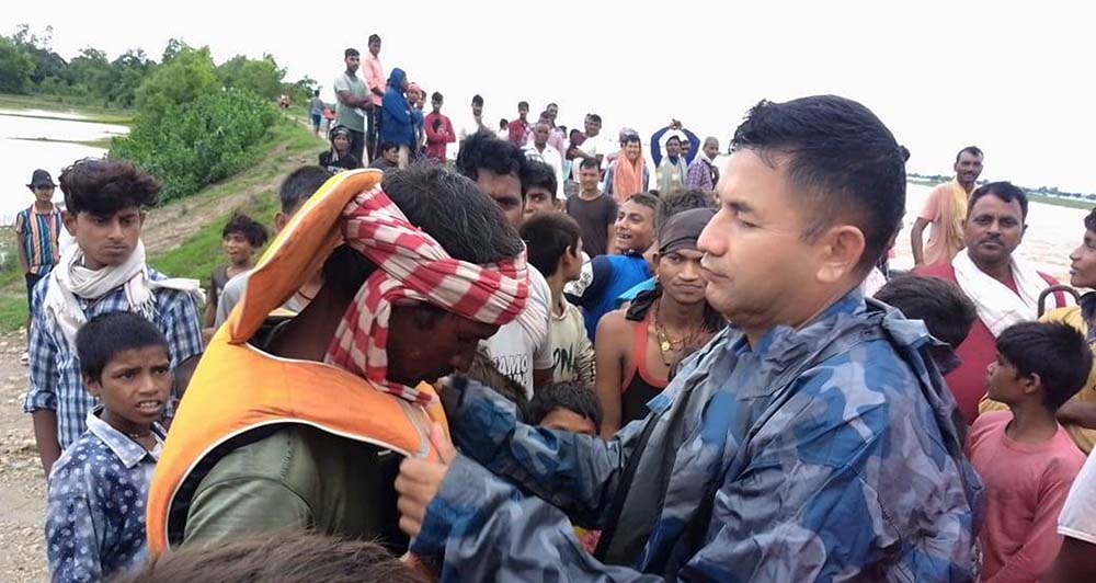 बाढीमा फसेका ४ जनाको सकुसल उद्धार Image