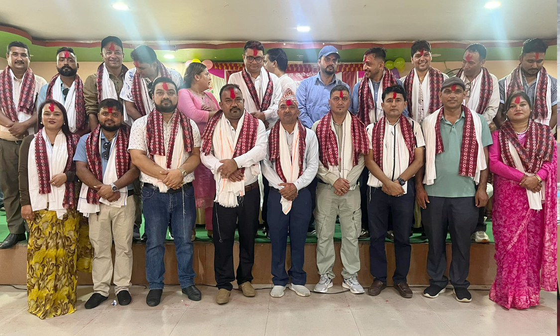 कोहलपुर उद्योग वाणिज्य सङ्घको निर्वाचन : लोकतान्त्रिक समुहद्वारा प्रदीप भट्टराई नेतृत्वको टिम घोषणा Image