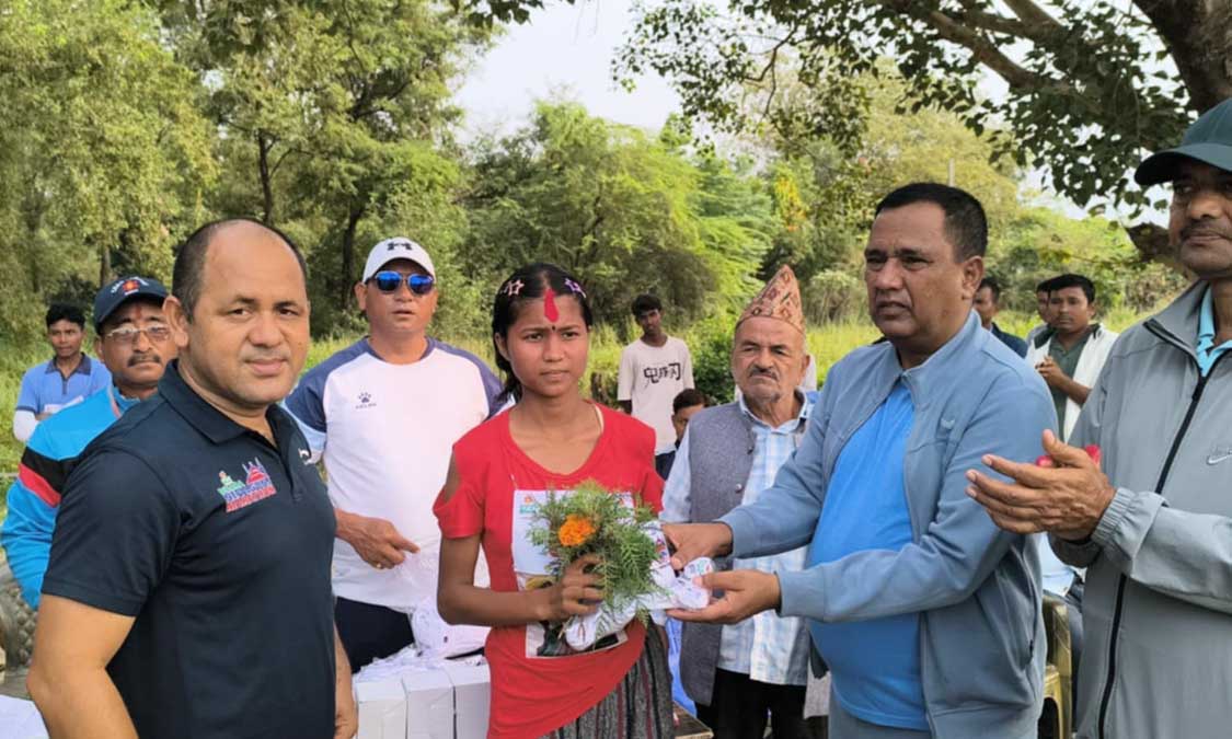 राप्तीसोनारी रनको उपाधि आयुस र अनिशालाई