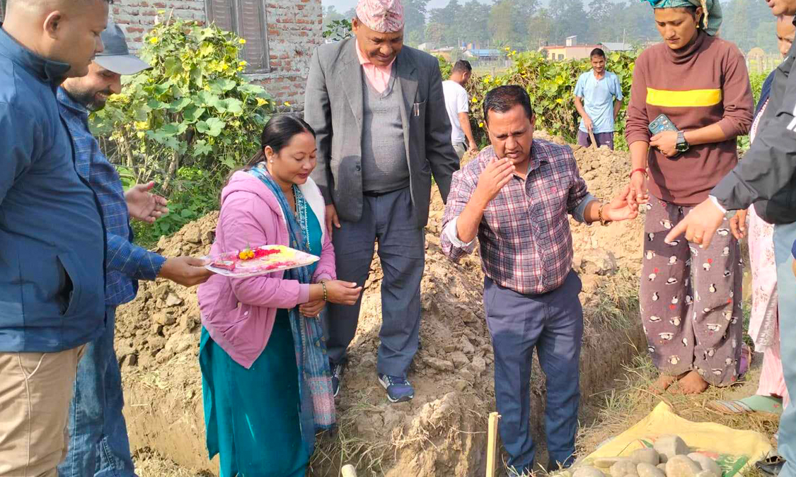 झण्डै तीन करोडमा ५२ परिवारको घर बनाउँदै राप्तीसोनारी Image