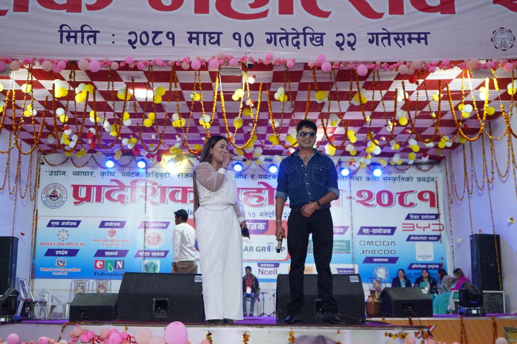 रुपाले लेडिज फस्ट हुन मानिनन्, पशुपतिलाई पहिले भाले बास्न भनिन् Image