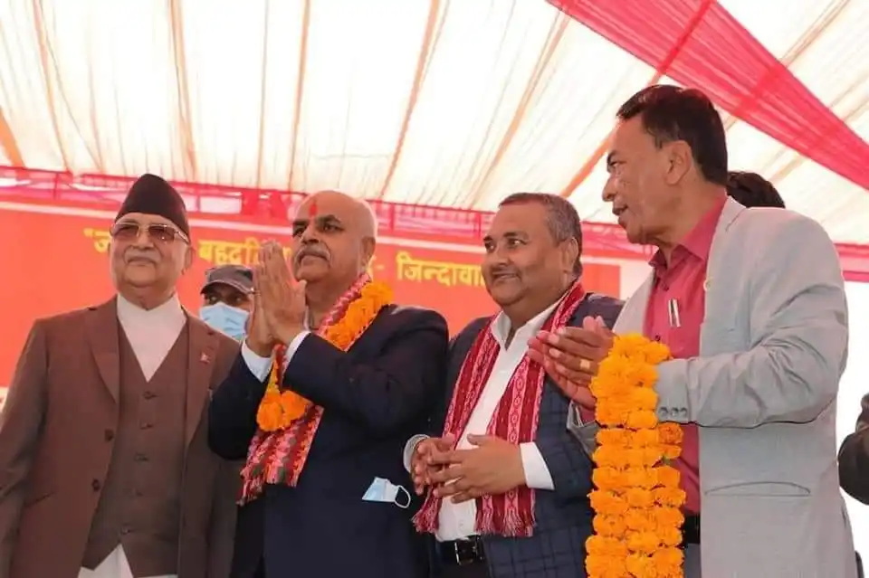 कर्णाली बैंक अपचलन प्रकरण : तत्कालीन अध्यक्ष पशुपति दयाल मिश्र पक्राउ Image