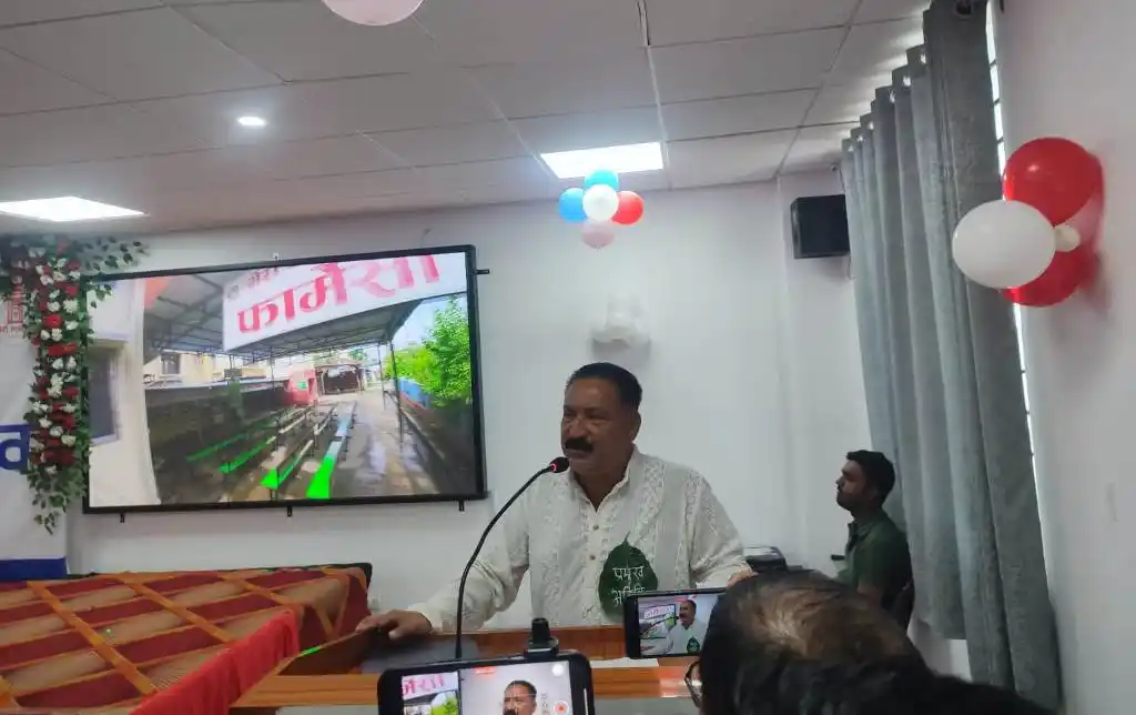 नेपालगन्जलाई स्वास्थ्यको हब बनाउन लाग्छु : राठौर Image