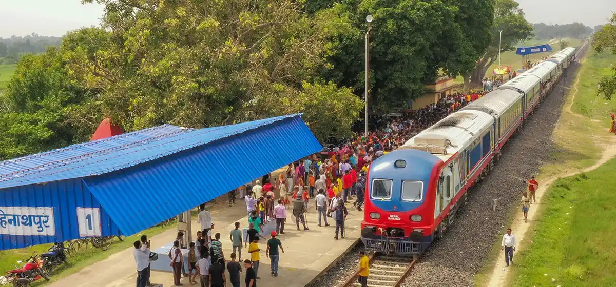 नेपाल रेल्वे कम्पनीले मालवाहक रेल सञ्चालन गर्ने Image