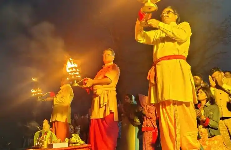 राप्ती नदीमा सोमबार २३औँ संस्करण महाआरती हुने Image