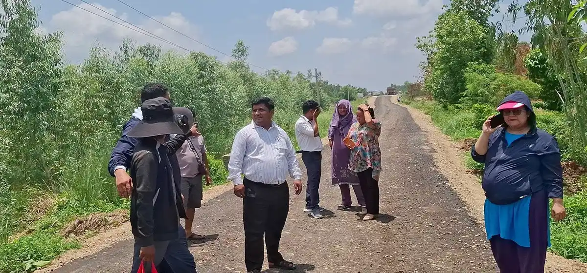 खजुरामा हुलाकी सडकको वैकल्पिक मार्ग निर्माण Image