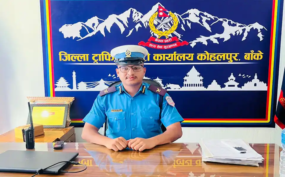 बाँकेका ट्राफिक प्रमुख शाही ‘बेस्ट ट्राफिक पुलिस अफ द मन्थ’ घोषित Image